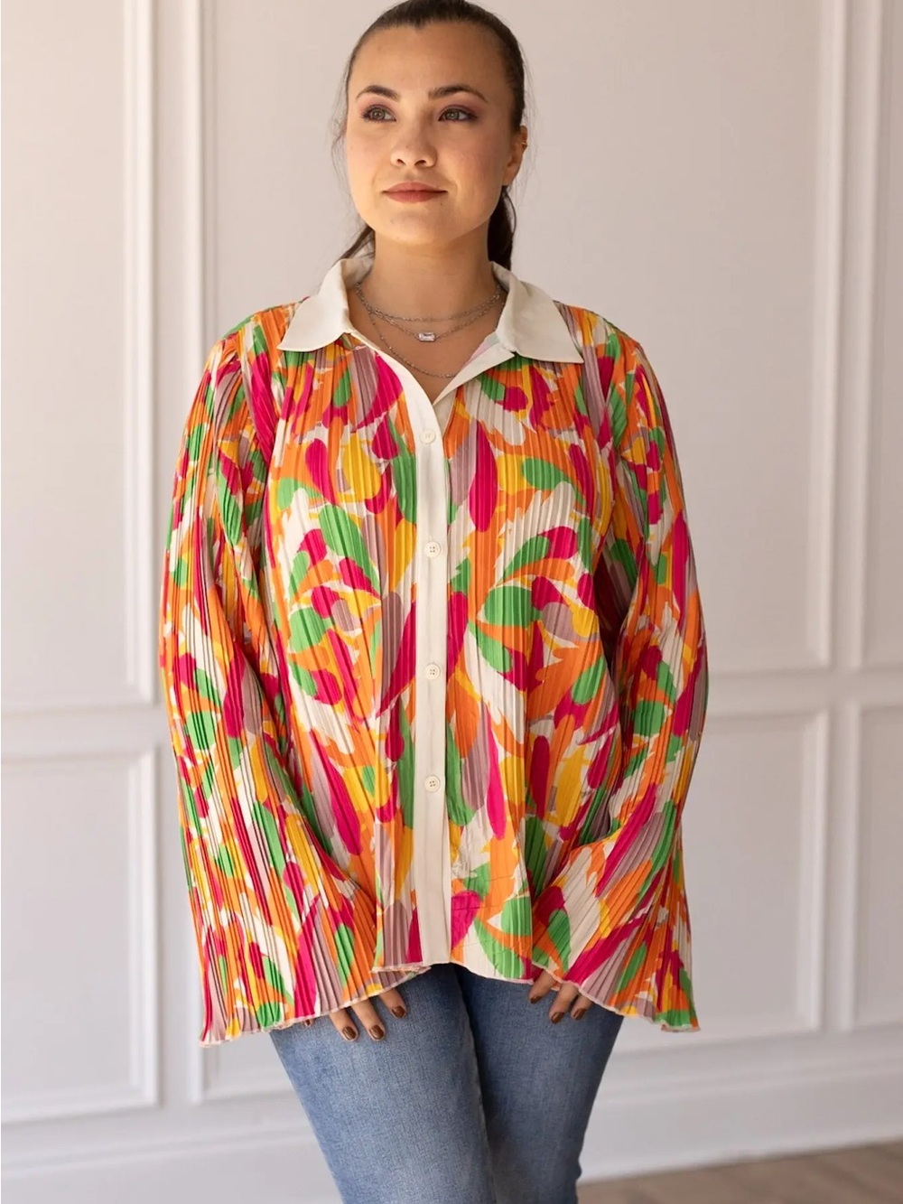 Grace & Emma pleated colorful button down shirt size medium